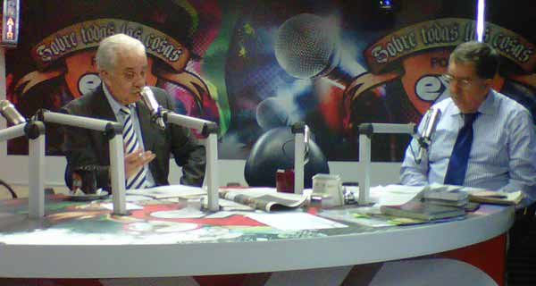 entrevista radio democracia galo chiriboga