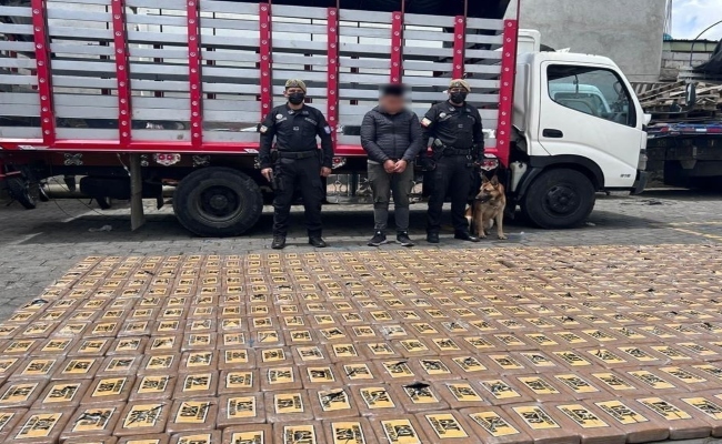 Imagen de boletín: Prisión preventiva por transportar media tonelada de droga en un camión